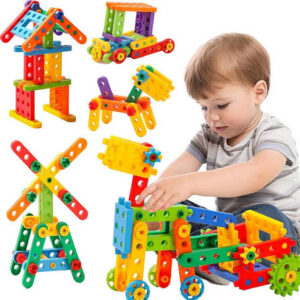 Preschoolers building with blocks to develop cognitive skills
